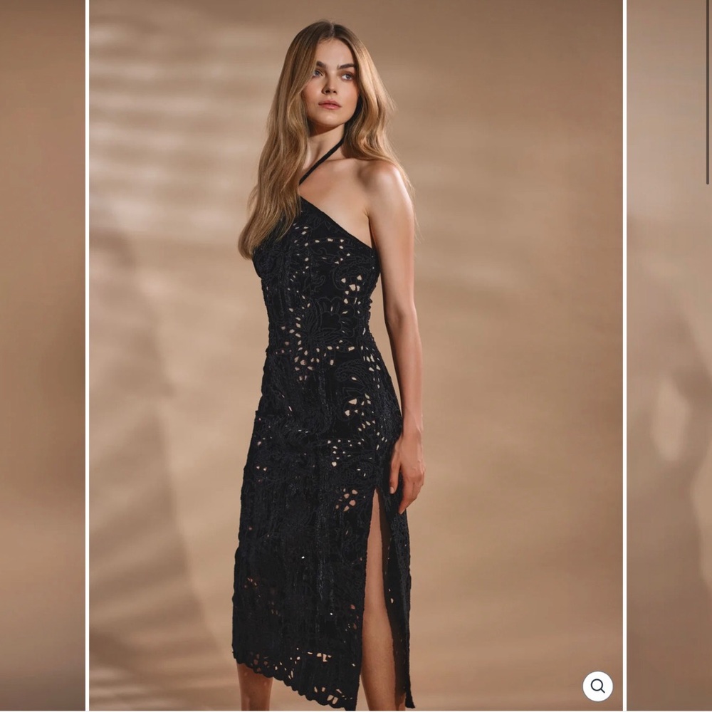 Hemant & Nandita Black Sehr Midi Dress